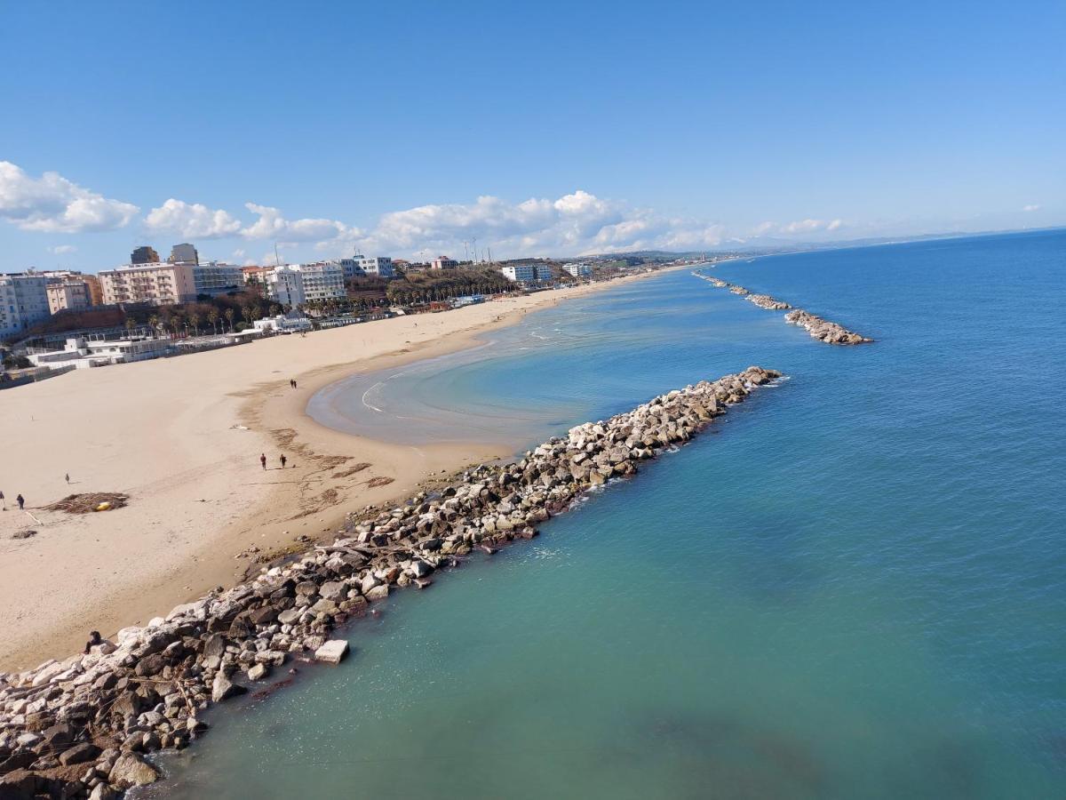 I Tre Marchi Rooms Camera Sabbia Termoli Dış mekan fotoğraf